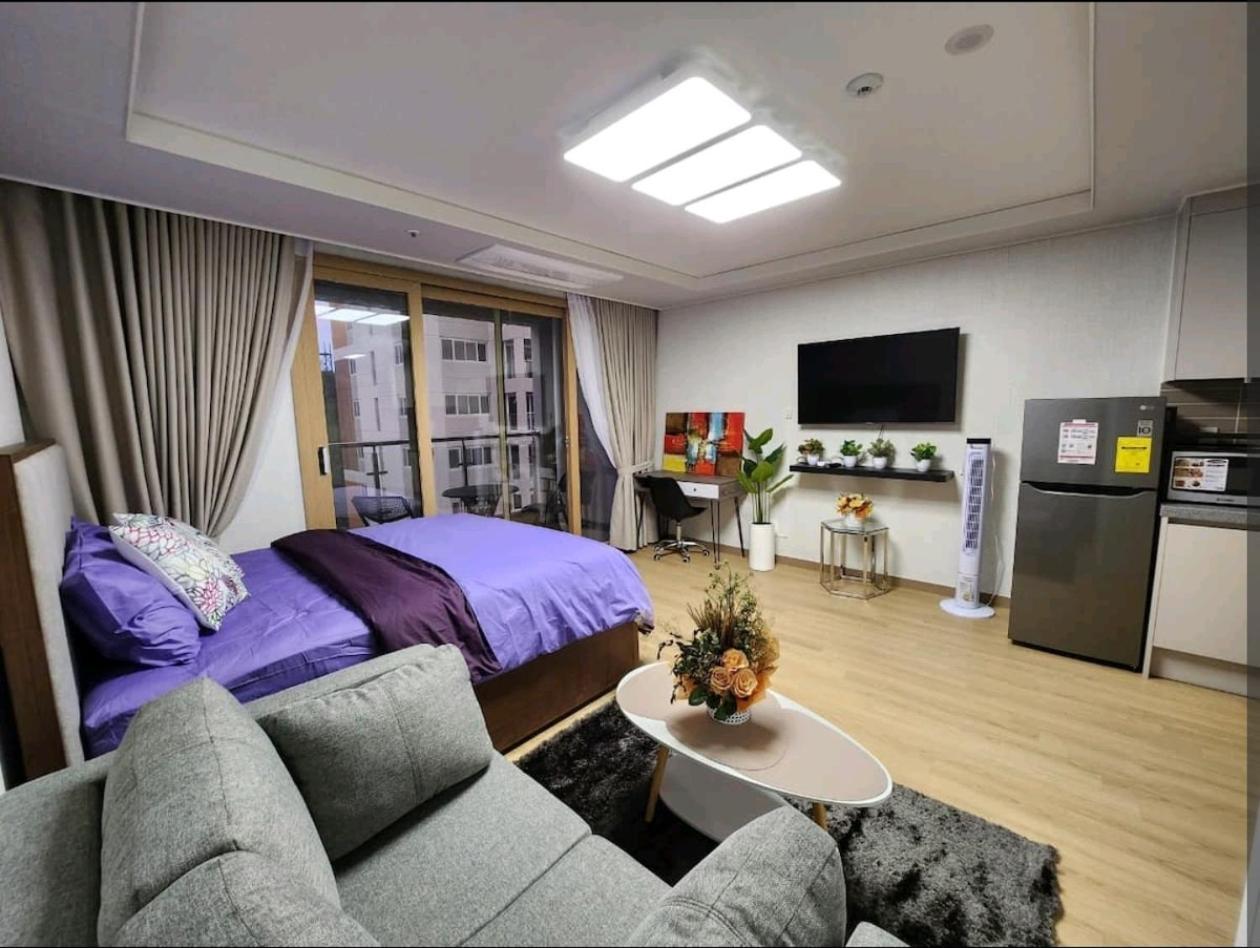 Condo In Clark Pampanga Beside Hilton Hotel And Casino Fort Stotsenburg Exterior foto